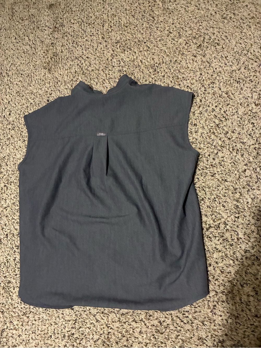 Graphite Figs Scrub Top - Picture 3 of 3